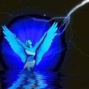 Meet your Posher, Daniela